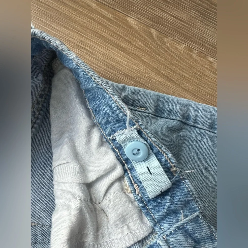 Girls Gap Straight Light Blue Distressed Jeans size 16